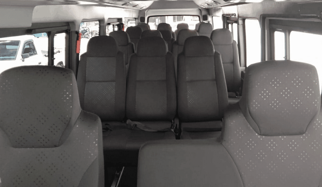 Keunggulan Hiace 16 Seat untuk Keluarga