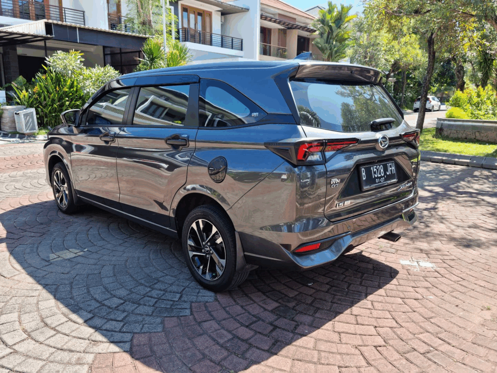 Destinasi Wajib dengan Rental Xenia CVT Lombok